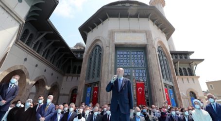 Erdogan Resmikan Masjid Baru di Pusat Kota Istanbul