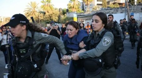 Pasukan Israel Serang Jurnalis Wanita Saat Meliput di Sheikh Jarrah