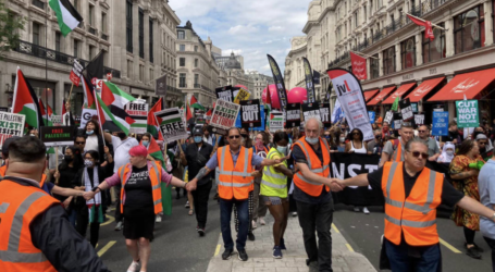 Ribuan Pengunjuk Rasa di London Tuntut Kemerdekaan Palestina 