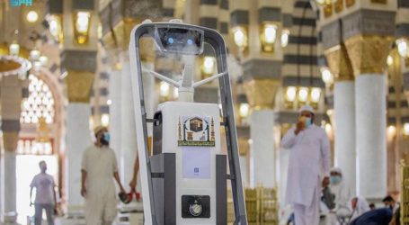 Teknologi Modern Haji 2021: Kain Ihram Nanofiber Perak Hingga Layanan Robot Fatwa