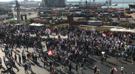 Warga Lebanon Pawai dan Unjuk Rasa Peringati Ledakan Beirut