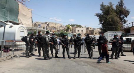 Jamaah Palestina Lawan Yahudisasi Masjid Ibrahimi Hebron