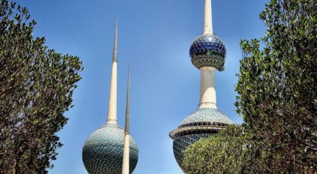 Muazin Kuwait Diskors karena Azan Memakai Celana Pendek