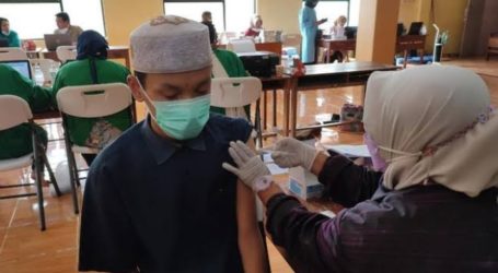 Kemenag Lancarkan Program Vaksinasi 3 Juta Santri