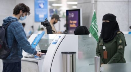 Saudi Izinkan Masuk Ekspatriat yang Divaksinasi Penuh