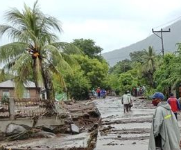 Banjir Landa Kabupaten Bogor, Jembatan Menuju Ponpes Darussalam Terbawa Arus