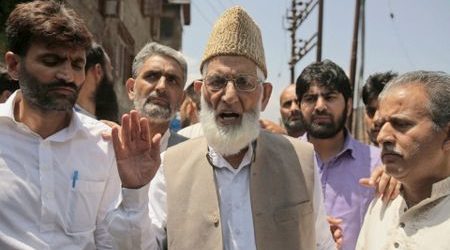 India Lockdown Kashmir Setelah Kematian Syed Ali Geelani