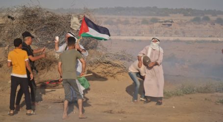Unjuk Rasa Protes 14 Tahun Blokade Gaza, Puluhan Pingsan Akibat Gas Air Mata Israel