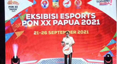 Sandiaga Uno Buka Eksibisi Esports PON XX Papua