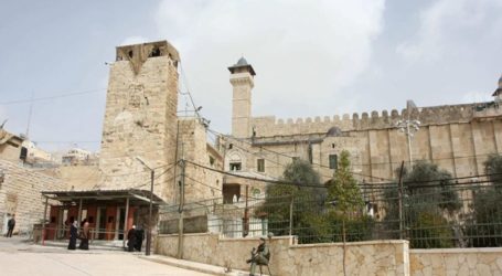 Kementerian Wakaf Palestina Kecam Penyerbuan dan Penutupan Masjid Ibrahimi