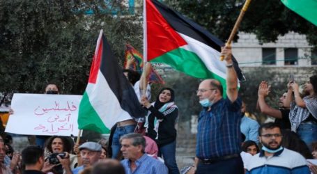 Warga di Nazareth Demo Dukung Hak Tahanan