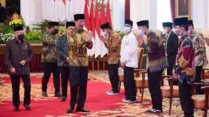 Presiden Jokowi Pada Hari Santri: Indonesia Berpeluang Jadi Pemain Utama Ekonomi Syariah
