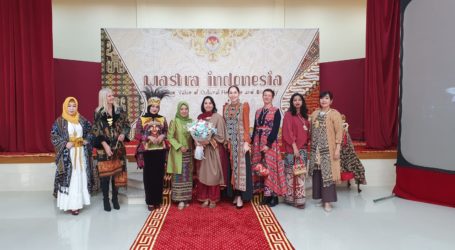 Pameran Batik di KBRI Islamabad