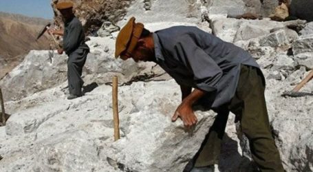 China Mulai Eksplorasi Tambang Lithium di Afghanistan