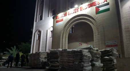 130 Ranjang Pasien Tiba di RS Indonesia Gaza