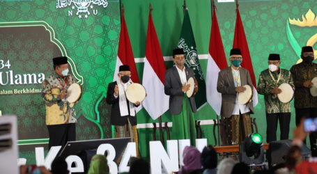 Pukul Rebana, Presiden Jokowi Resmi Buka Muktamar ke-34 NU