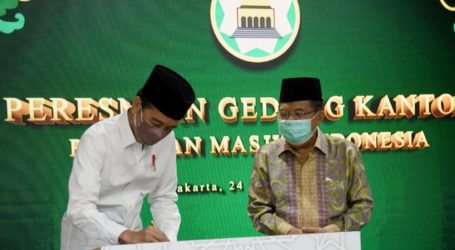 Presiden Jokowi Resmikan Gedung Kantor Pimpinan Pusat Dewan Masjid Indonesia