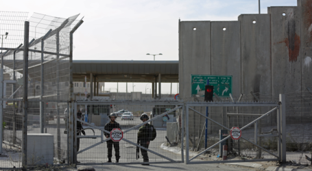 Sedikitnya 10.600 Warga Palestina Tepi Barat Dilarang Bepergian oleh Israel Selama 2021