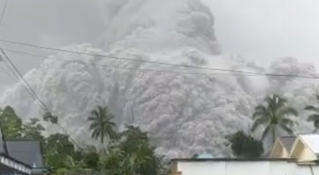BNPB Kirimkan Tim Reaksi Cepat ke Lokasi Terdampak Erupsi Gunung Semeru