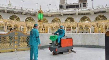 Masjidil Haram Dibersihkan dari Dampak Hujan Lebat