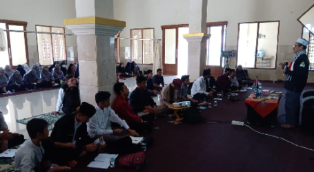 MINA, Syubban Tasikmalaya Kerjasama Selenggarakan Training Jurnalistik, Public Speaking