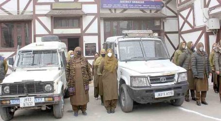 Polisi Luncurkan Pasukan Keamanan Wanita di Srinagar Kashmir