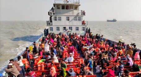 Lembaga HAM: Jangan Paksa Pengungsi Rohingya Pindah ke Pulau Terpencil