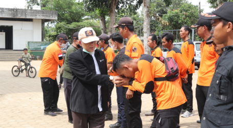 Imaam Yakhsyallah Mansur Lepas Keberangkatan 17 Personil UAR Lampung ke Pasaman Barat