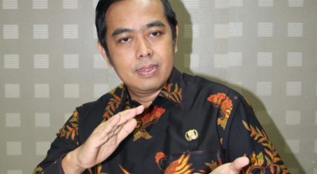 Dekan Syariah dan Hukum UIN Jakarta Ingatkan Mekanisme Pembentukan UU