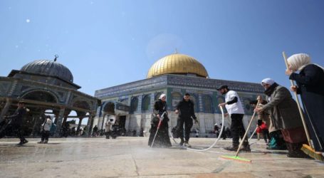 10 Ribu Warga Palestina Bersihkan Masjidil Aqsa Sambut Ramadhan