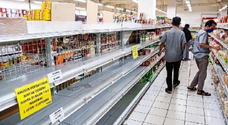 Warga Semarang Masih Sulit Dapatkan Minyak Goreng, Harga Capai Rp.20 ribu Perliter