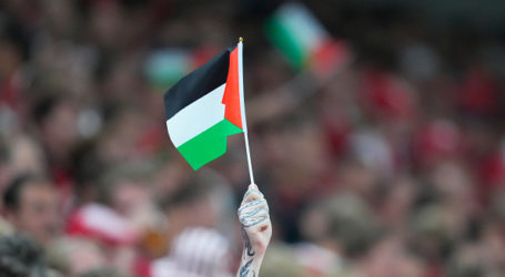 Dubes Palestina Puji Klub Sepak Bola Inggris Forest Green Rovers Kibarkan Bendera Palestina