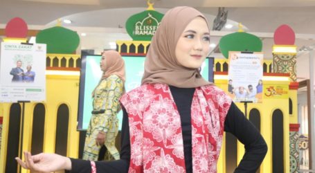 Fashion Show Islami BAZNAS Promosikan Batik Buatan Mustahik