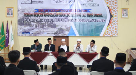 Silaturahmi Ponpes Modern Nurussalam di Ponpes Al-Fatah Lampung