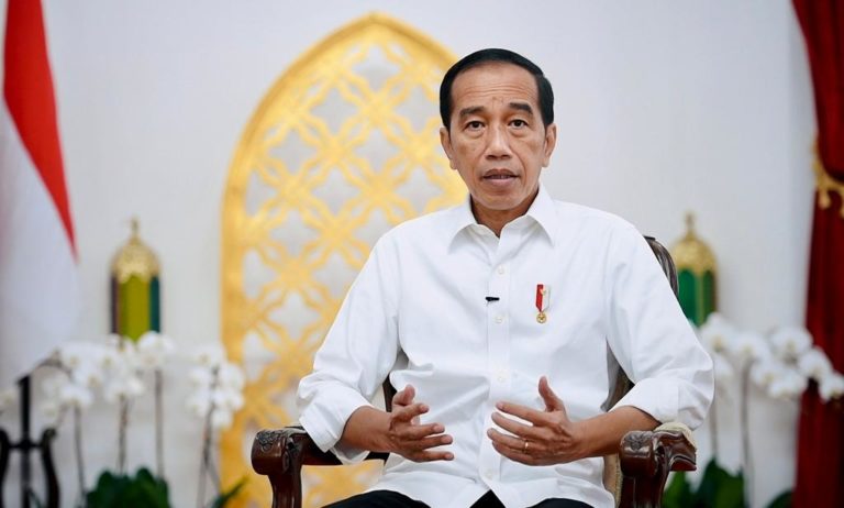 Presiden Jokowi Bakal Larang Penjualan Rokok Ketengan Mulai 2023 ...