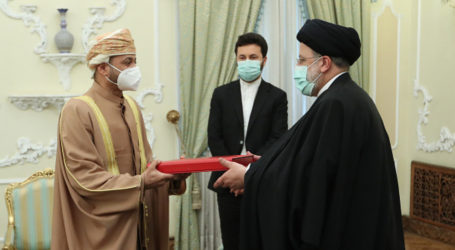 Oman-Iran Tandatangani Kesepakatan Perdagangan Saat Kunjungan Presiden Raisi