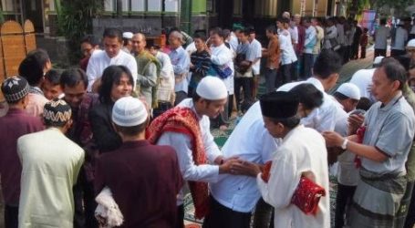 KH Wahab Chasbullah, Inisiator Halal bihalal di Indonesia