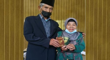 Cerita Kepala KUA Kemalang, Klaten Nikahkan Kakek 93 Tahun