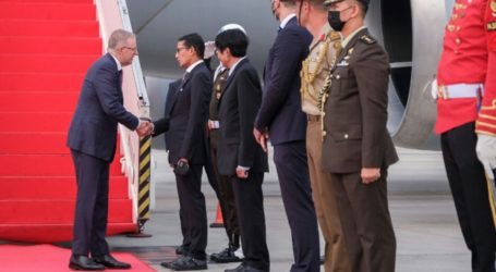 Menparekraf Sambut Kedatangan PM Australia di Jakarta