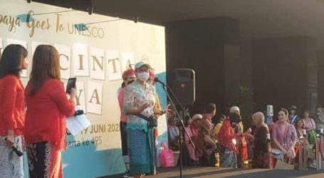 Menlu Retno Hadiri “Kebaya Goes to UNESCO”