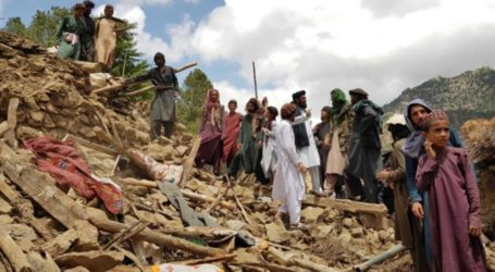 Korban Gempa Afghanistan Kekurangan Air dan Makanan