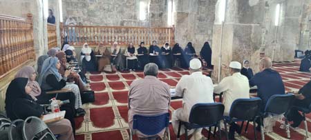 Sekolah Tinggi Ilmu Syariah Kafr Bara Adakan Ujian di Masjid Al-Aqsa