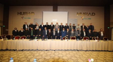 Delegasi Pengusaha Palestina Berpartisipasi Dalam KTT Bisnis Arab-Turki