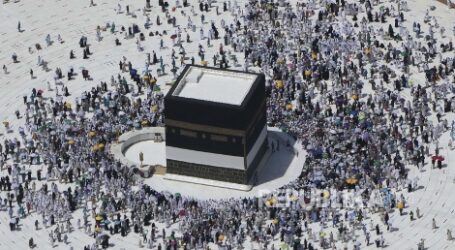 Haji dan Sejarah Religiositas Manusia (Oleh: Imam Shamsi Ali)