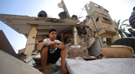 Warga Sipil Target Utama Serangan Israel (Oleh: Refaat Alareer, editor Gaza Writes Back)