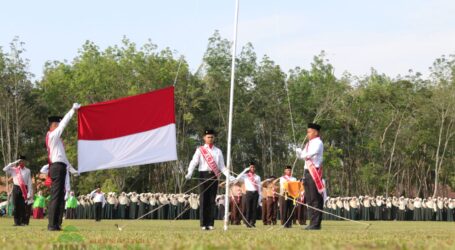 Ponpes Al-Fatah Lampung Gelar Upacara Pengibaran Bendera HUT RI ke-77