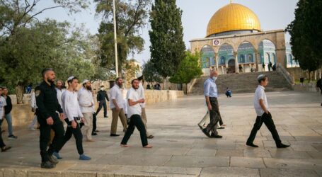 Puluhan Ekstrimis Yahudi Serbu Al-Aqsa