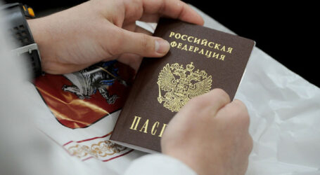 Bulgaria Naikkan Tarif Visa untuk Turis Rusia