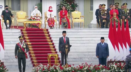 Presiden Jokowi Pimpin Upacara HUT ke-77 TNI