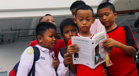 Lahyanto Nadie Luncurkan Buku “Jejak Permanen Anies Baswedan, Signature untuk Jakarta”